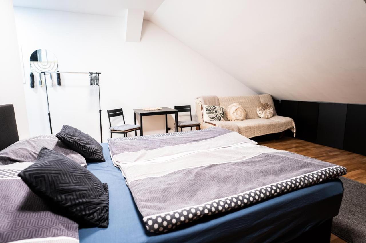 Apartamento Exclusive Apartman Prague Jecna Exterior foto